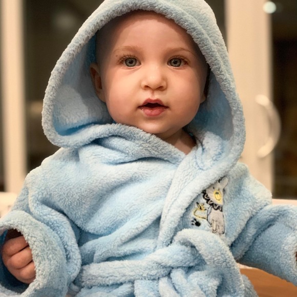 Meet your Posher, Hunter - Picture 1 of 1